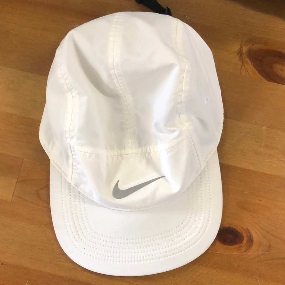 Nike women’s hat